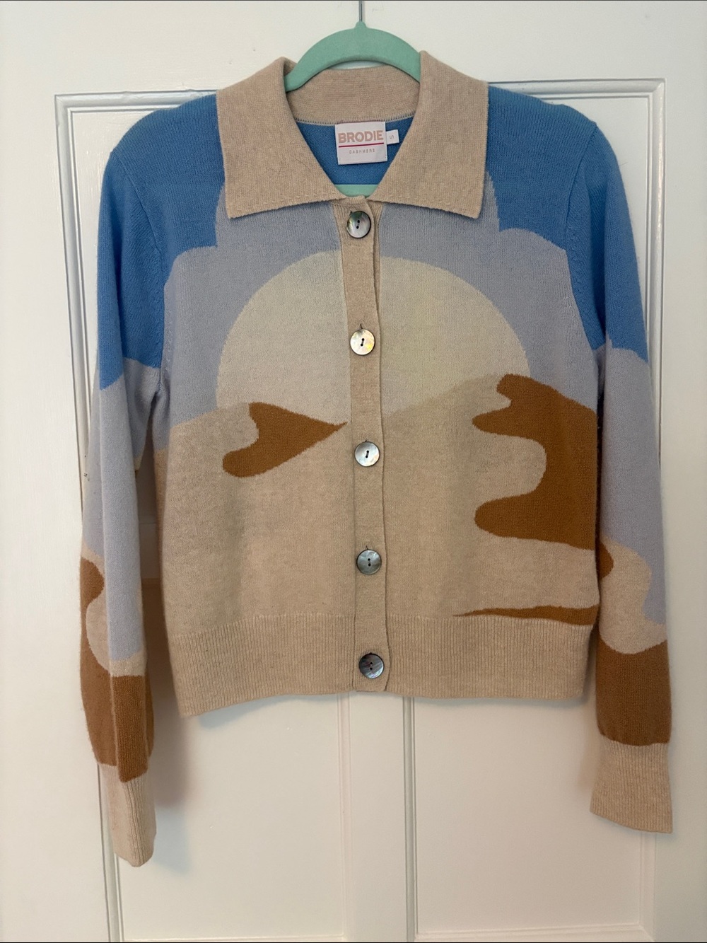 Brodie Cashmere Beige & Blue Scenic-Print Button Cardigan Sweater